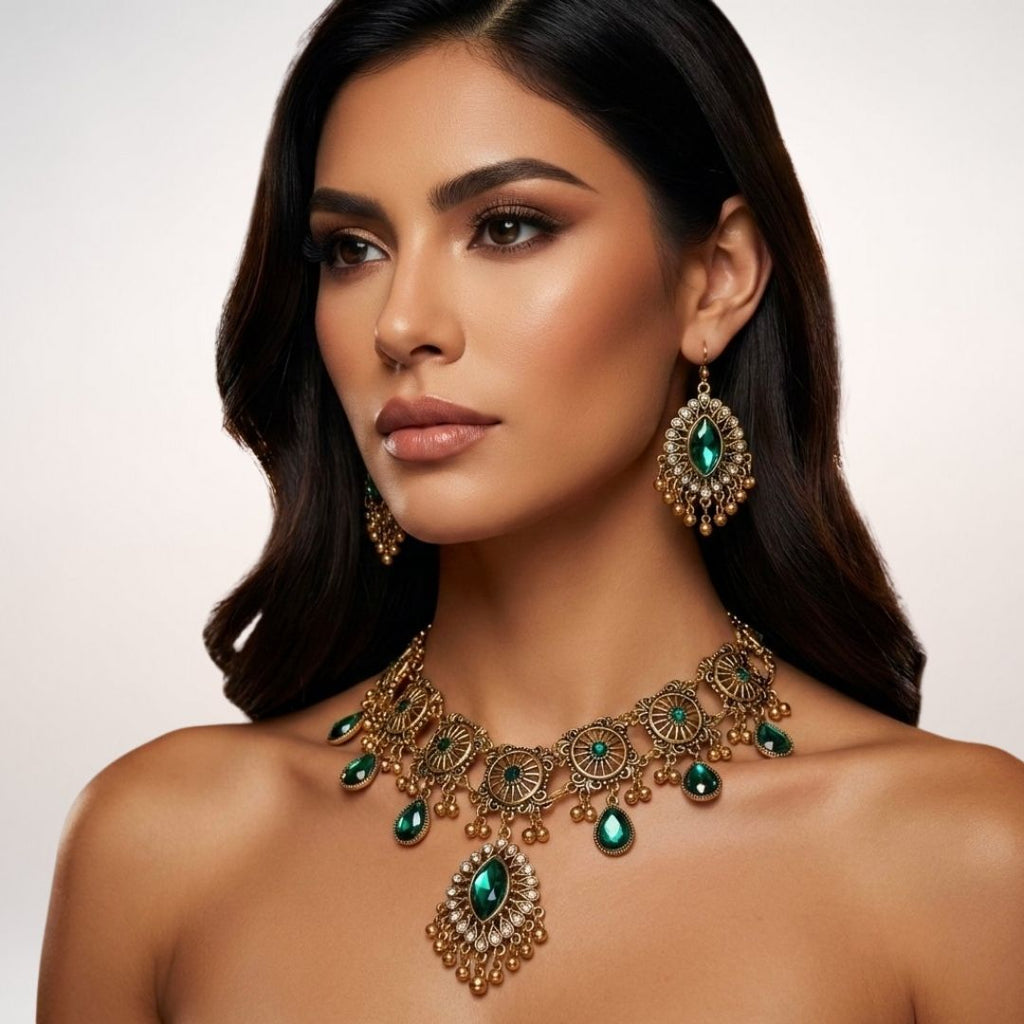 Set Marquesa – Collar y Pendientes en Bronce Envejecido