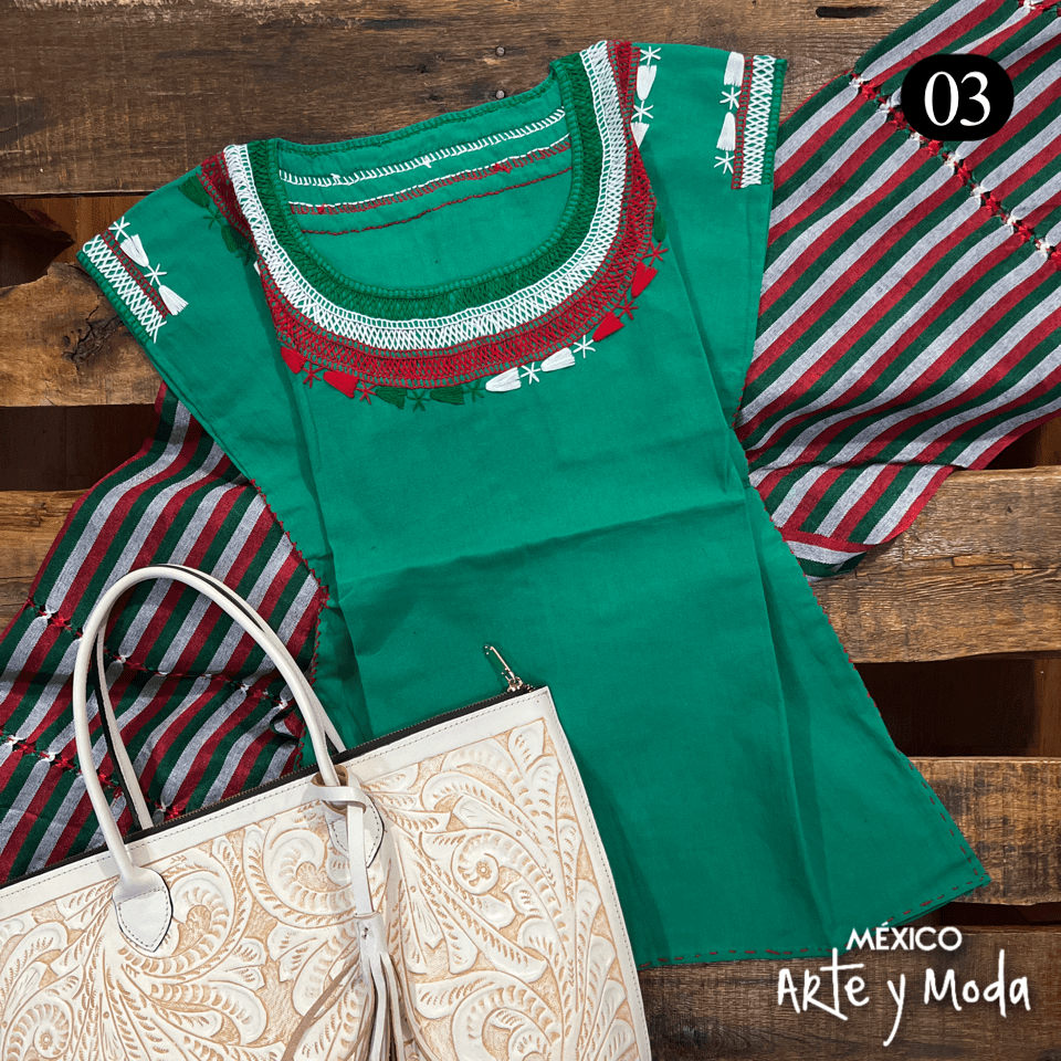 Blusa Chamula Patria - MÉXICO ARTE Y MODA - Blusa Bordada