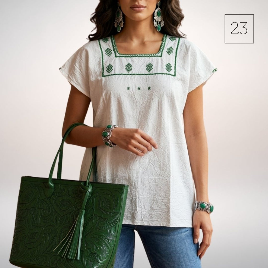 Blusa Esencia | Bordado a Mano en Manta Cruda