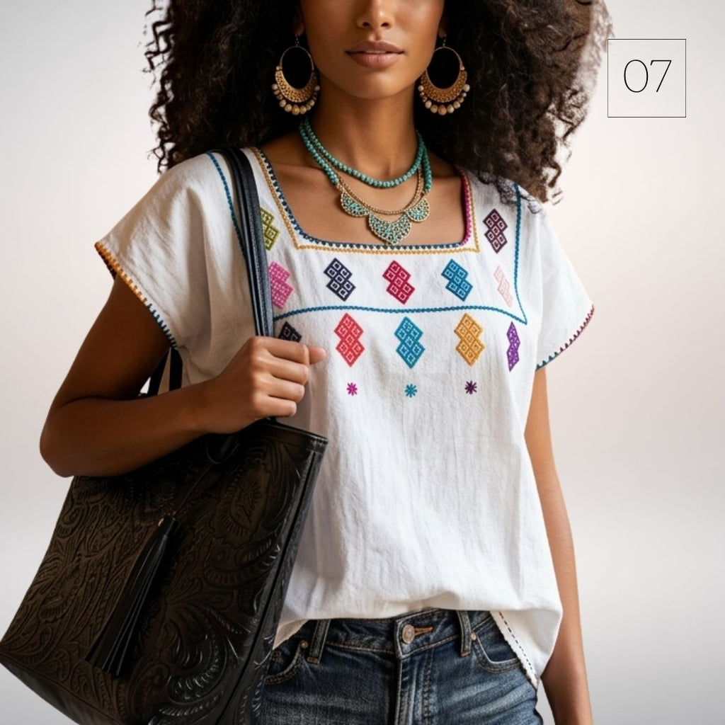 Blusa Esencia | Bordado a Mano en Manta Cruda