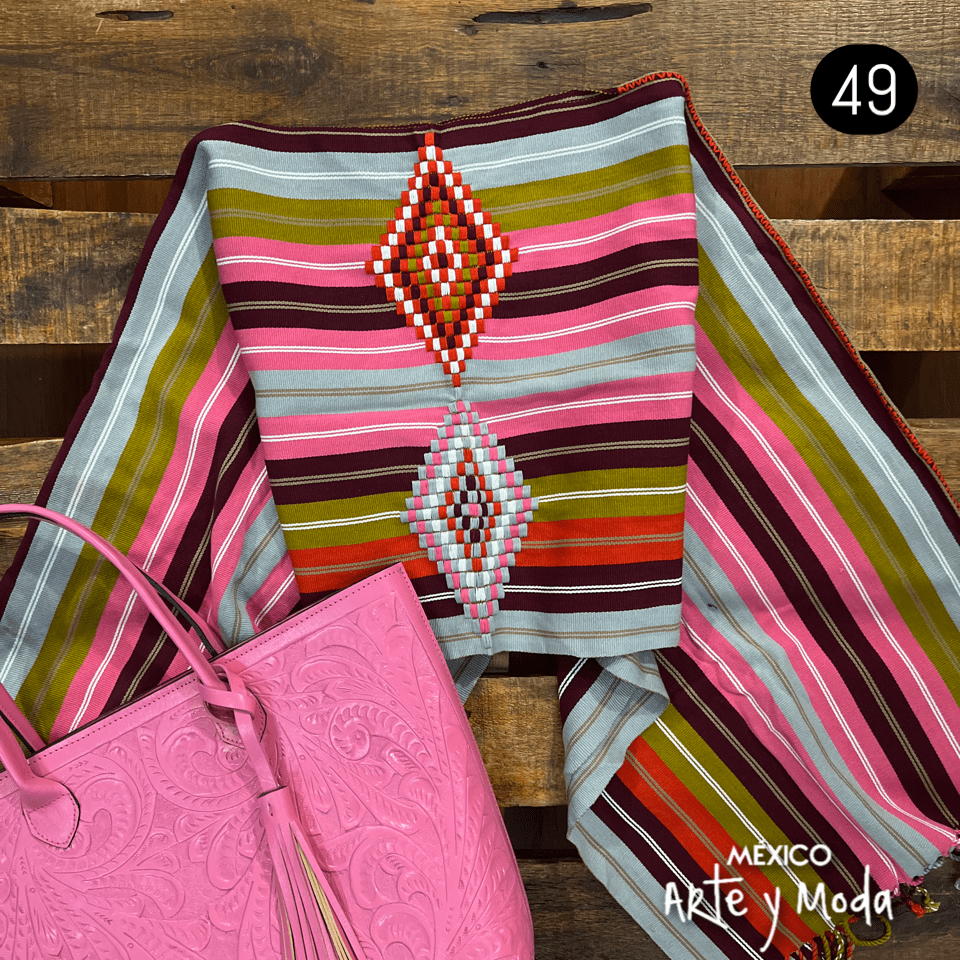 Capa Oxchuc - MÉXICO ARTE Y MODA - Capa Bordada