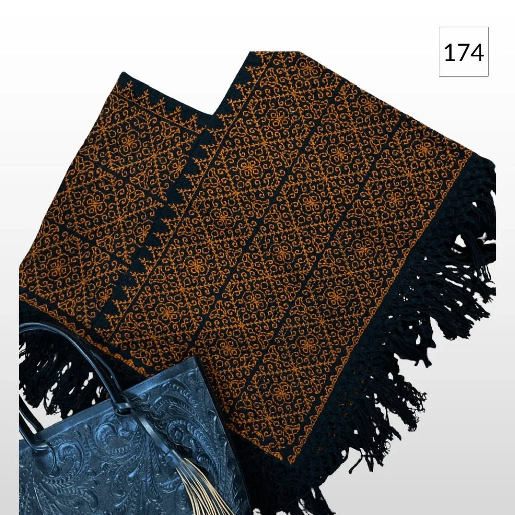 Mañanita Bordada | Quexquemitl - MÉXICO ARTE Y MODA - Mañanita