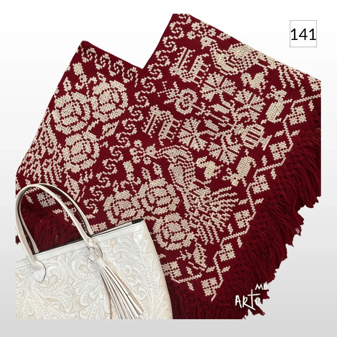 Mañanita Bordada | Quexquemitl - MÉXICO ARTE Y MODA - Mañanita