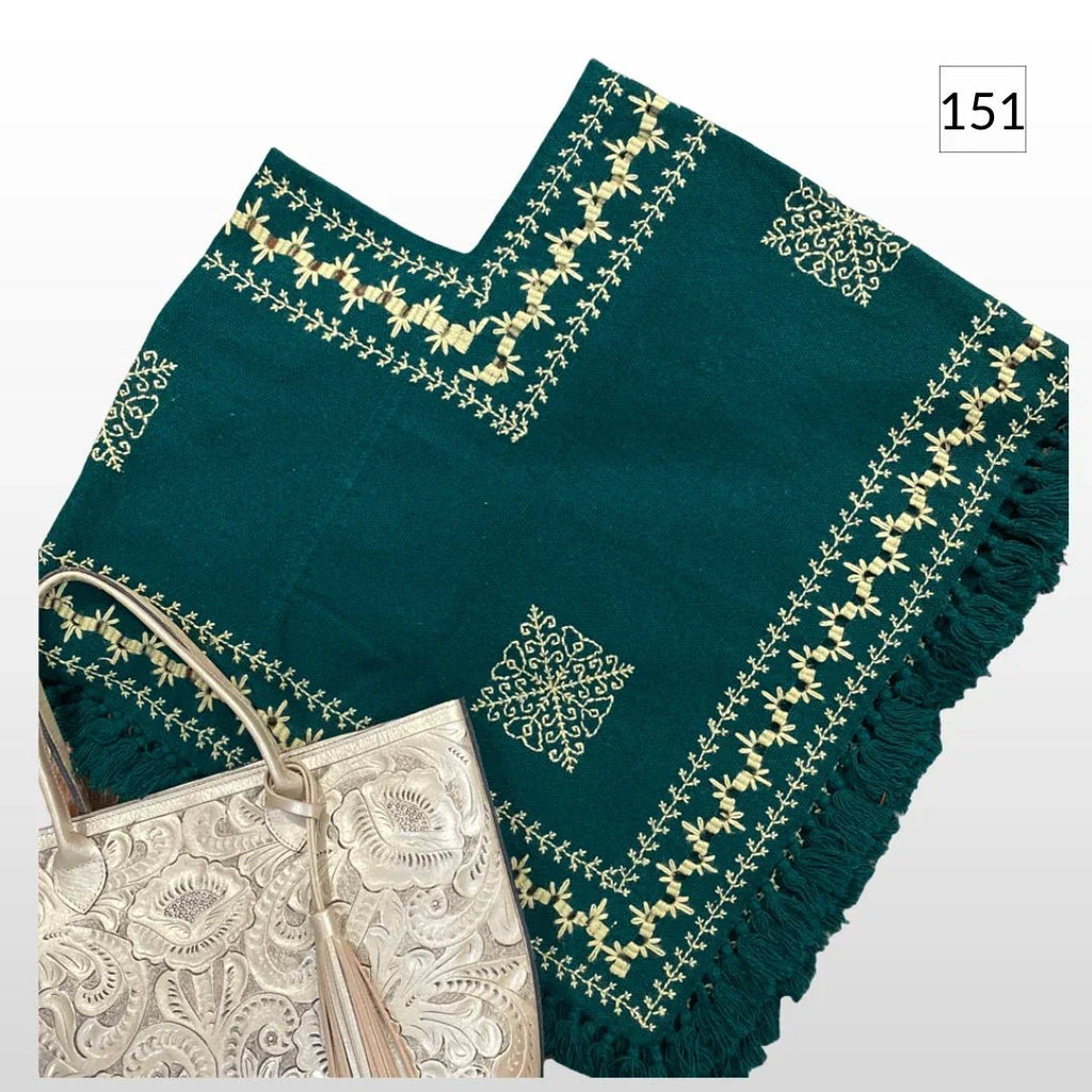 Mañanita Bordada | Quexquemitl - MÉXICO ARTE Y MODA - Mañanita