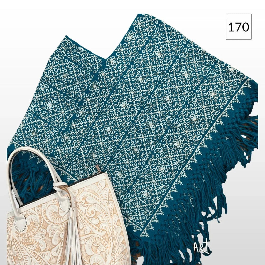 Mañanita Bordada | Quexquemitl - MÉXICO ARTE Y MODA - Mañanita