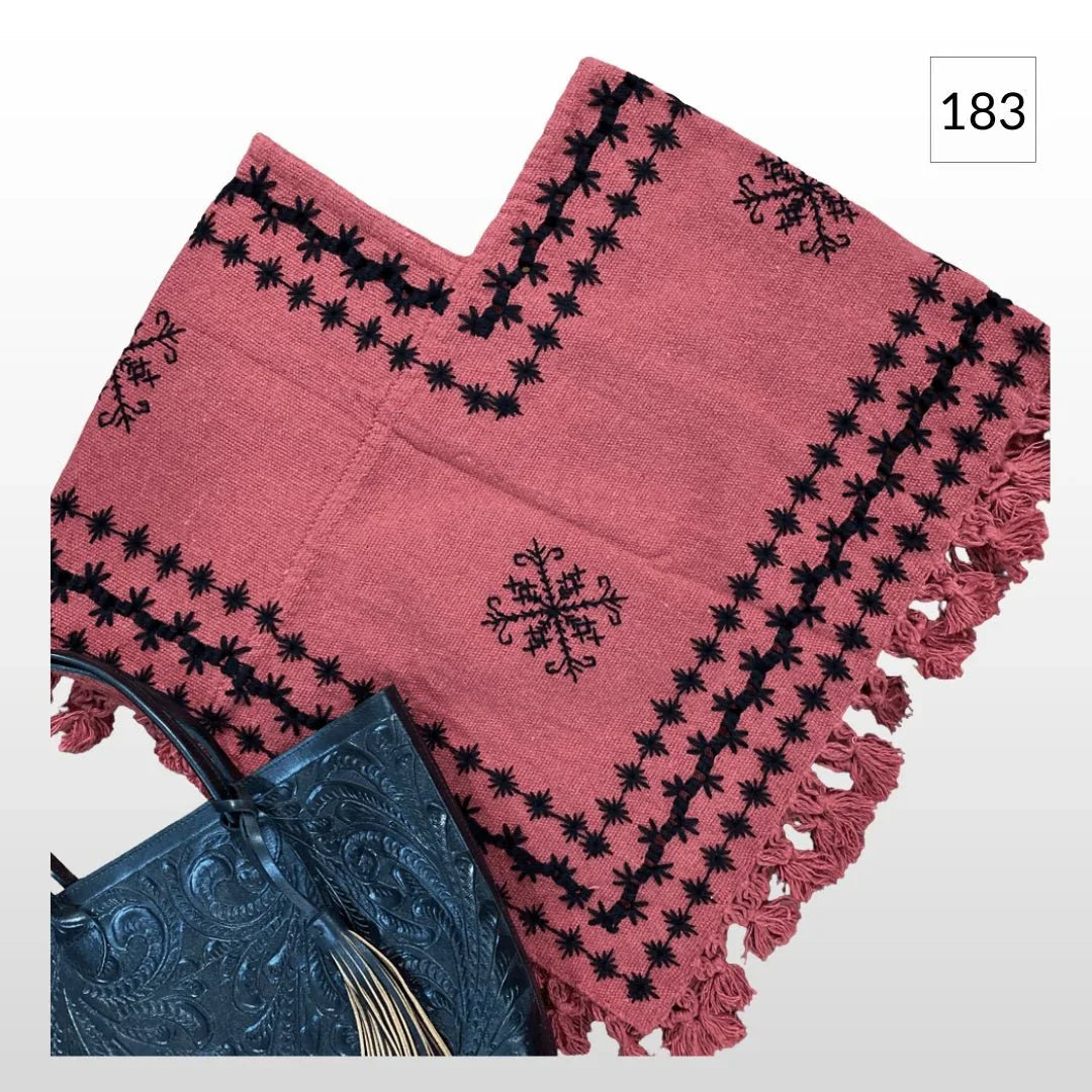 Mañanita Bordada | Quexquemitl - MÉXICO ARTE Y MODA - Mañanita