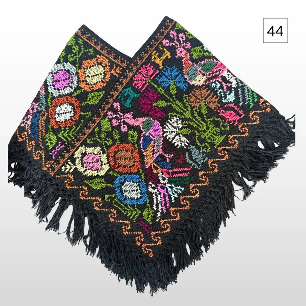 Mañanita Bordada | Quexquemitl - MÉXICO ARTE Y MODA - Mañanita