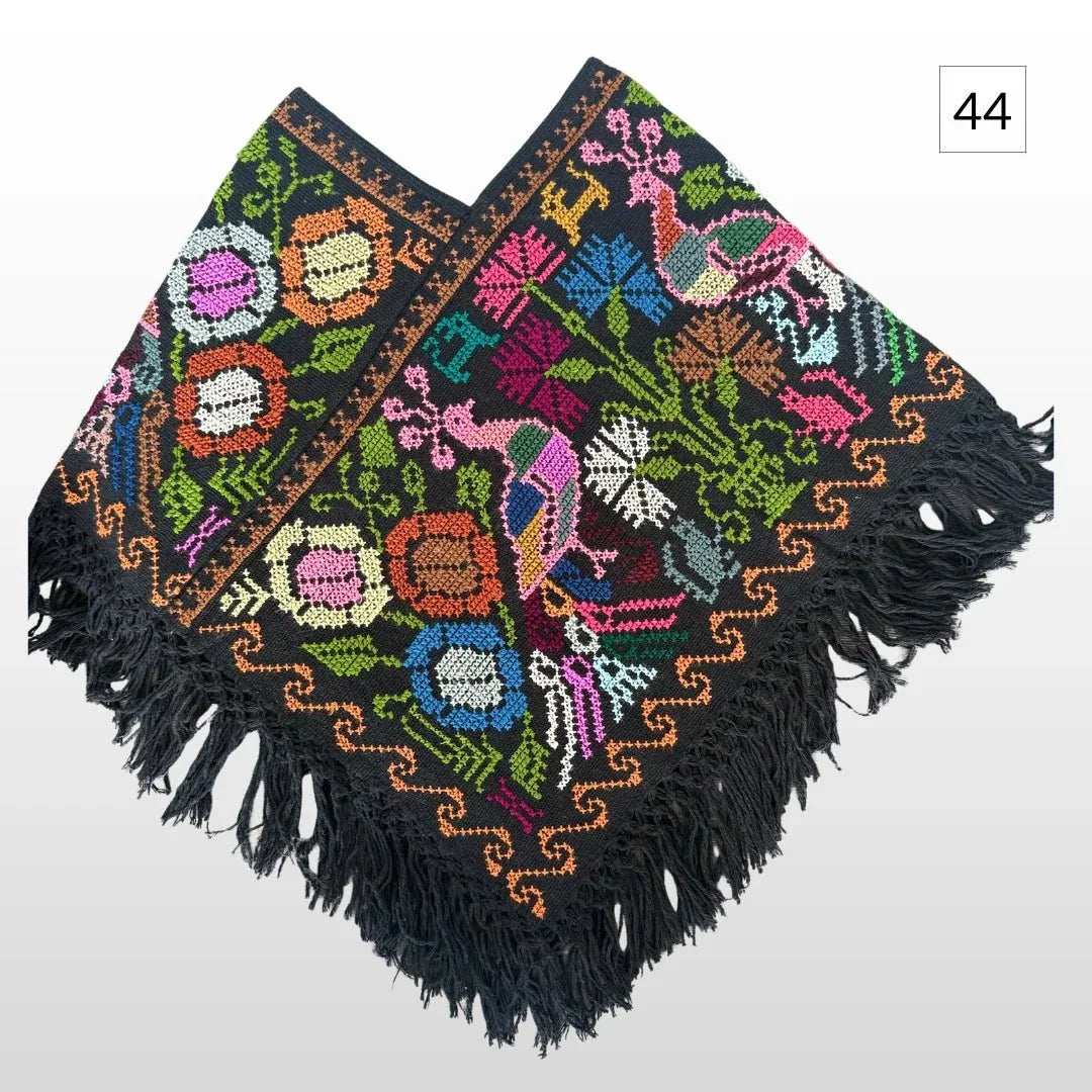 Mañanita Bordada | Quexquemitl - MÉXICO ARTE Y MODA - Mañanita