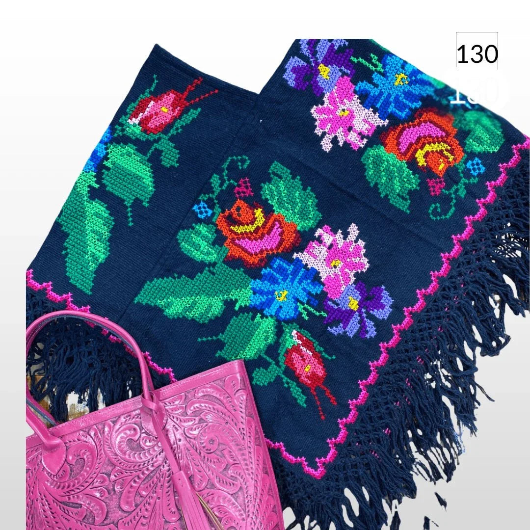 Mañanita Bordada | Quexquemitl - MÉXICO ARTE Y MODA - Mañanita