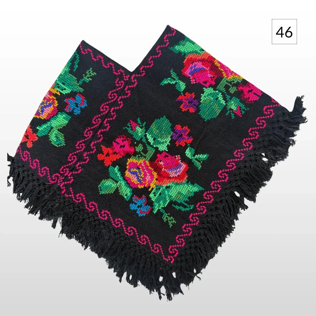 Mañanita Bordada | Quexquemitl - MÉXICO ARTE Y MODA - Mañanita