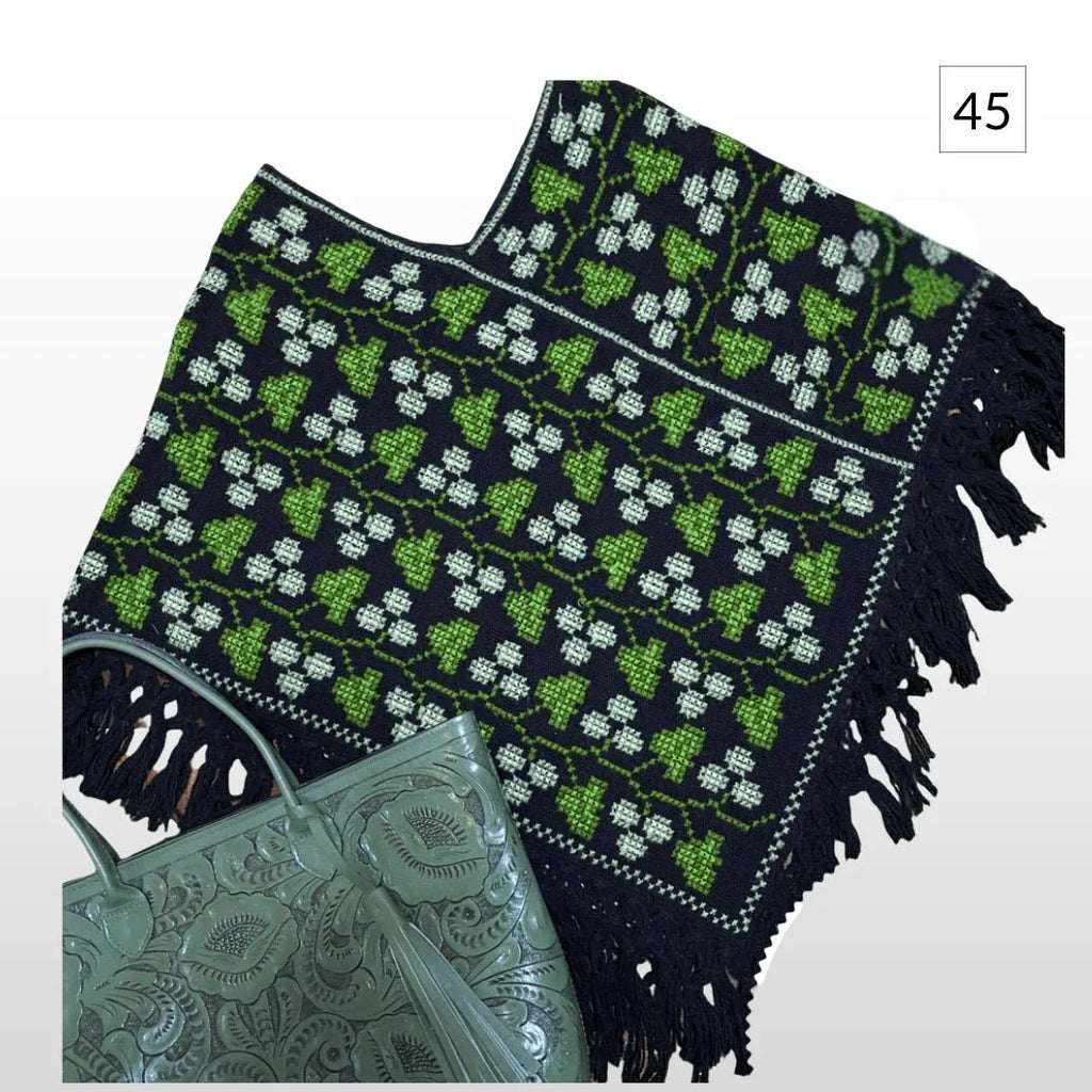 Mañanita Bordada | Quexquemitl - MÉXICO ARTE Y MODA - Mañanita