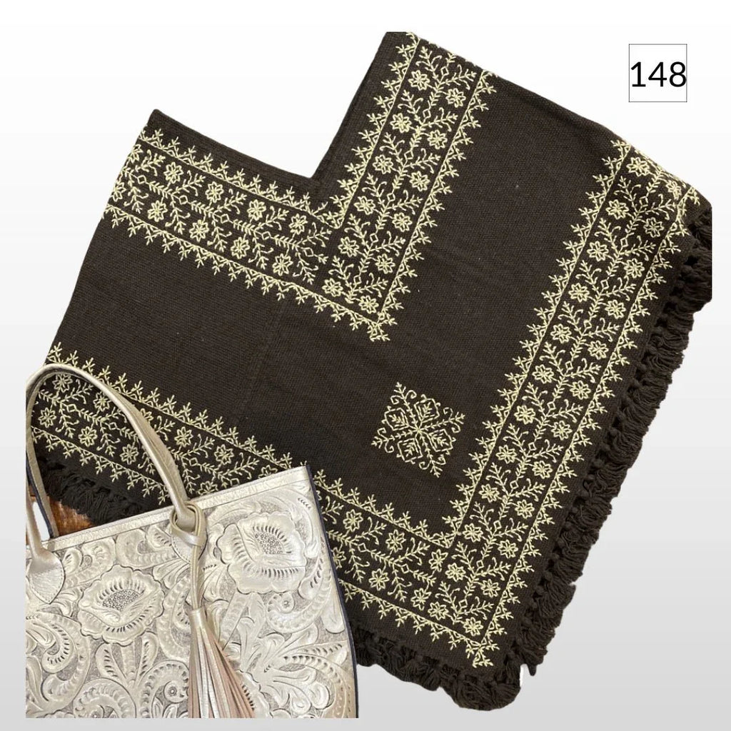 Mañanita Bordada | Quexquemitl - MÉXICO ARTE Y MODA - Mañanita