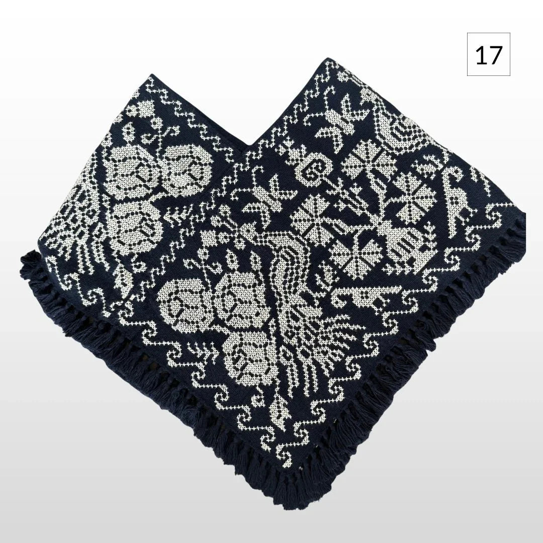 Mañanita Bordada | Quexquemitl - MÉXICO ARTE Y MODA - Mañanita