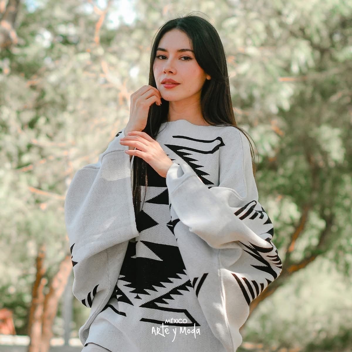 Poncho de Punto Tribal - MÉXICO ARTE Y MODA - Sudaderas y Suéteres