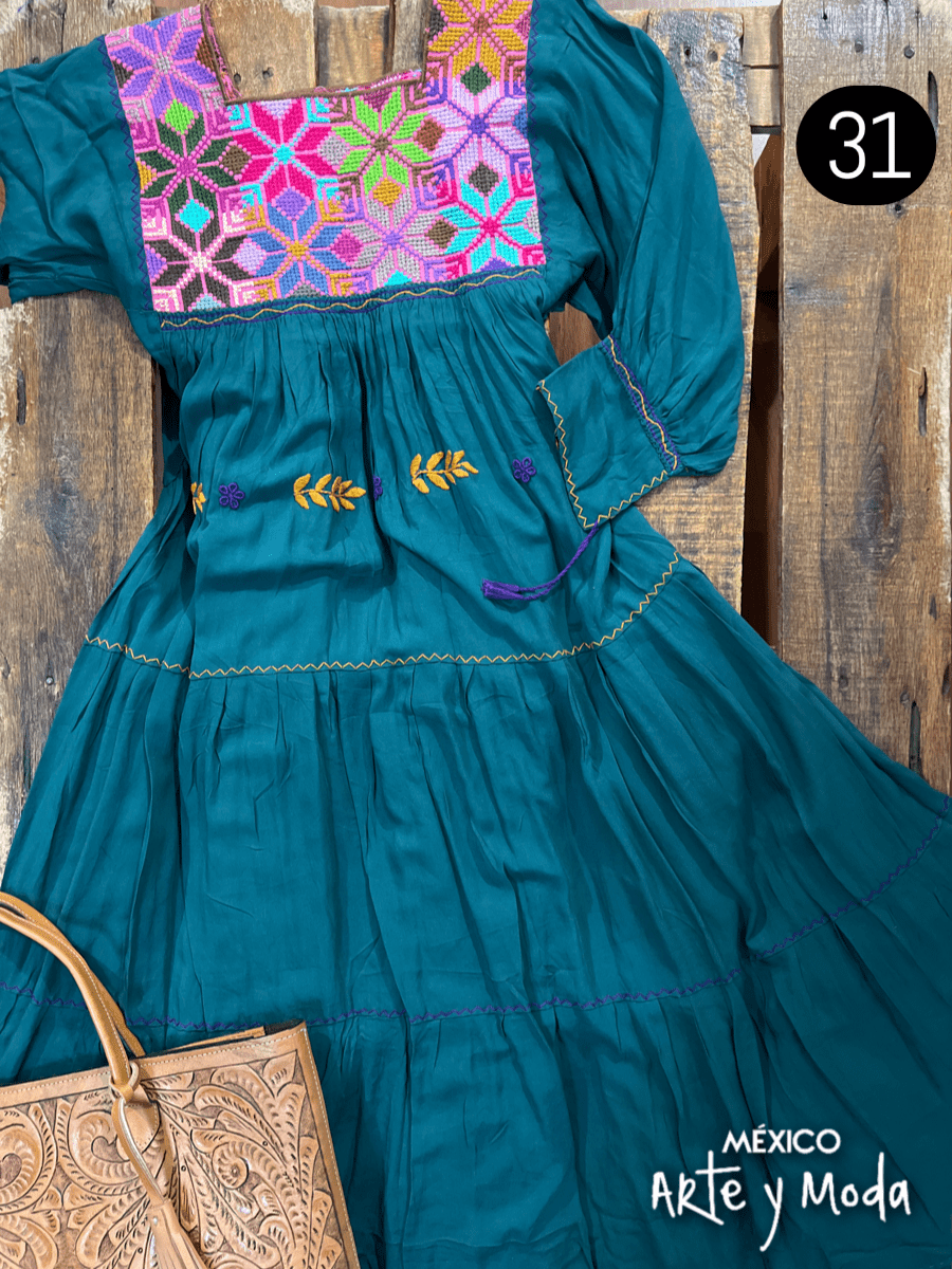 Vestido Estrella Rayon - MÉXICO ARTE Y MODA - Vestido Bordado