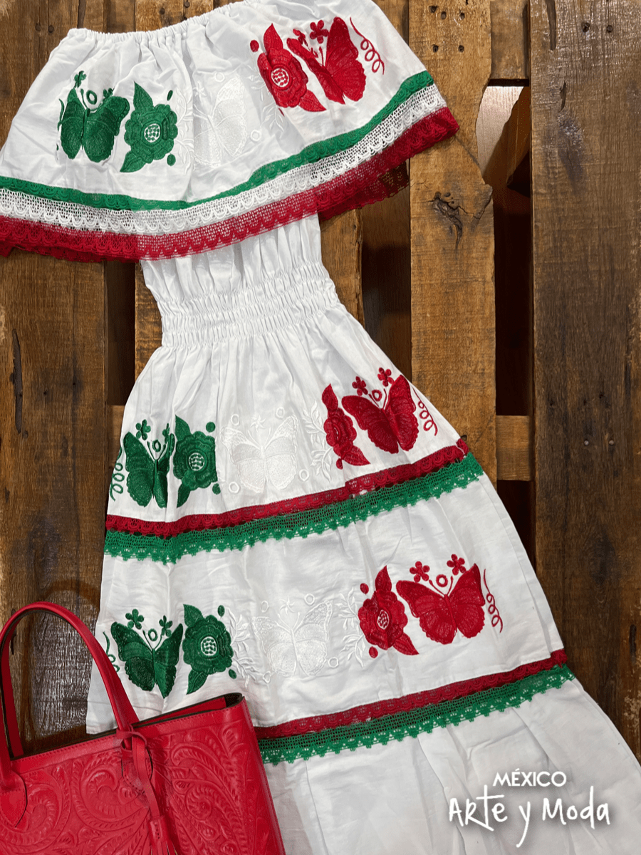 Vestido Mariposa Patria - MÉXICO ARTE Y MODA - Vestido Bordado