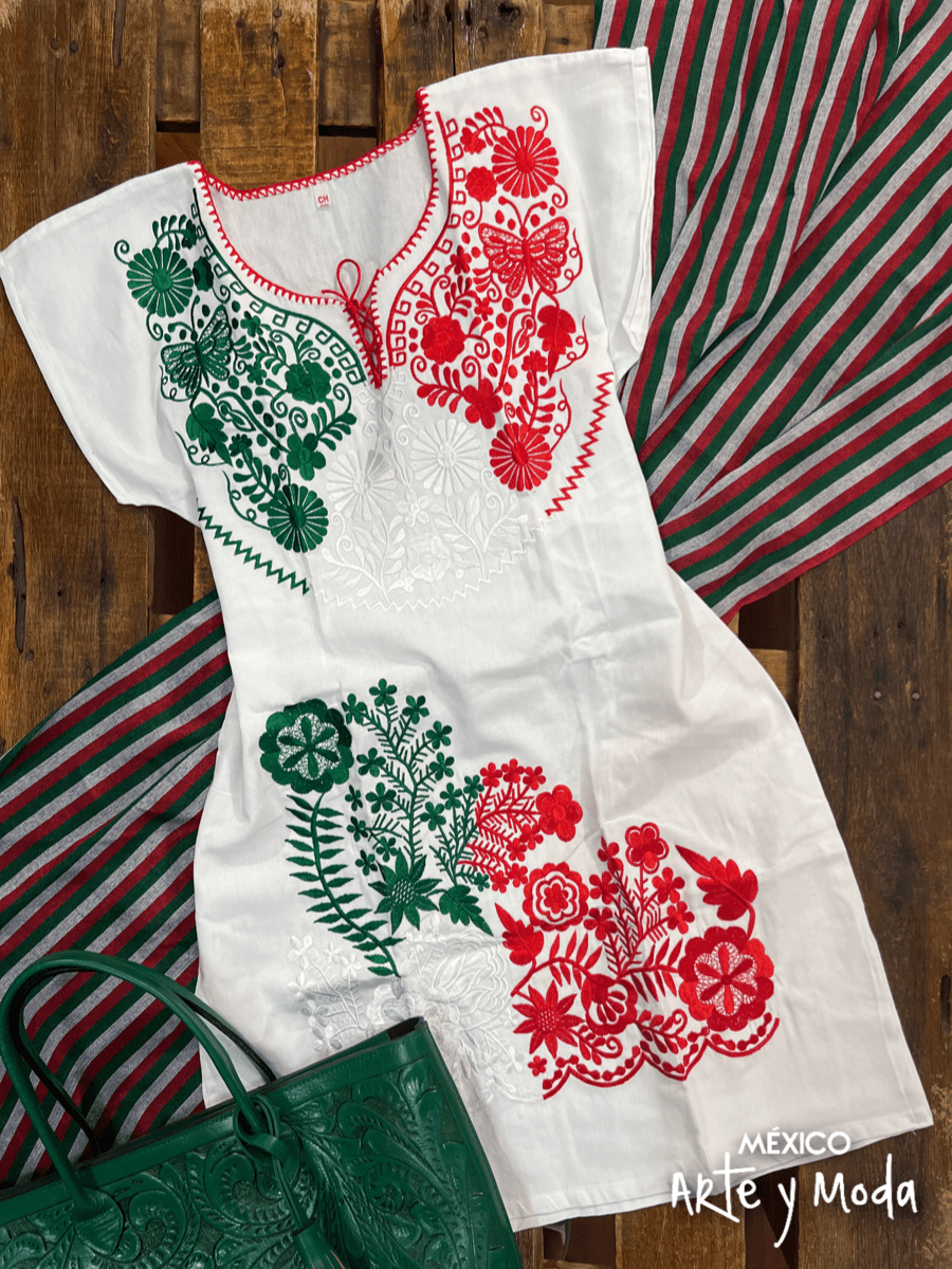 Vestido Poblano Patria - MÉXICO ARTE Y MODA - Vestido Bordado