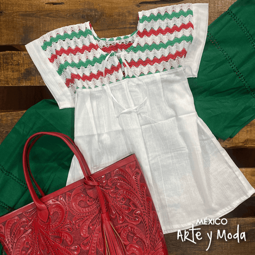 Blusa Calada Patria - MÉXICO ARTE Y MODA - Blusa Bordada