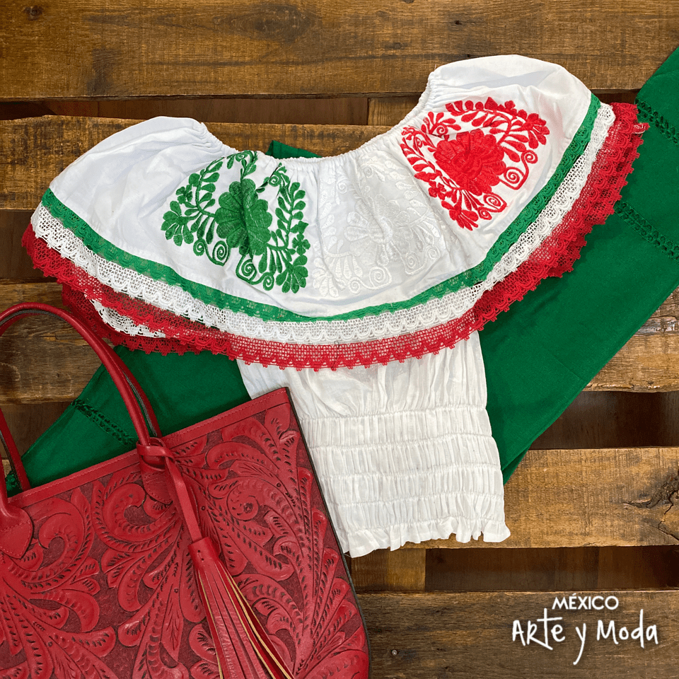 Blusa Corta Patria - MÉXICO ARTE Y MODA - Blusa Bordada