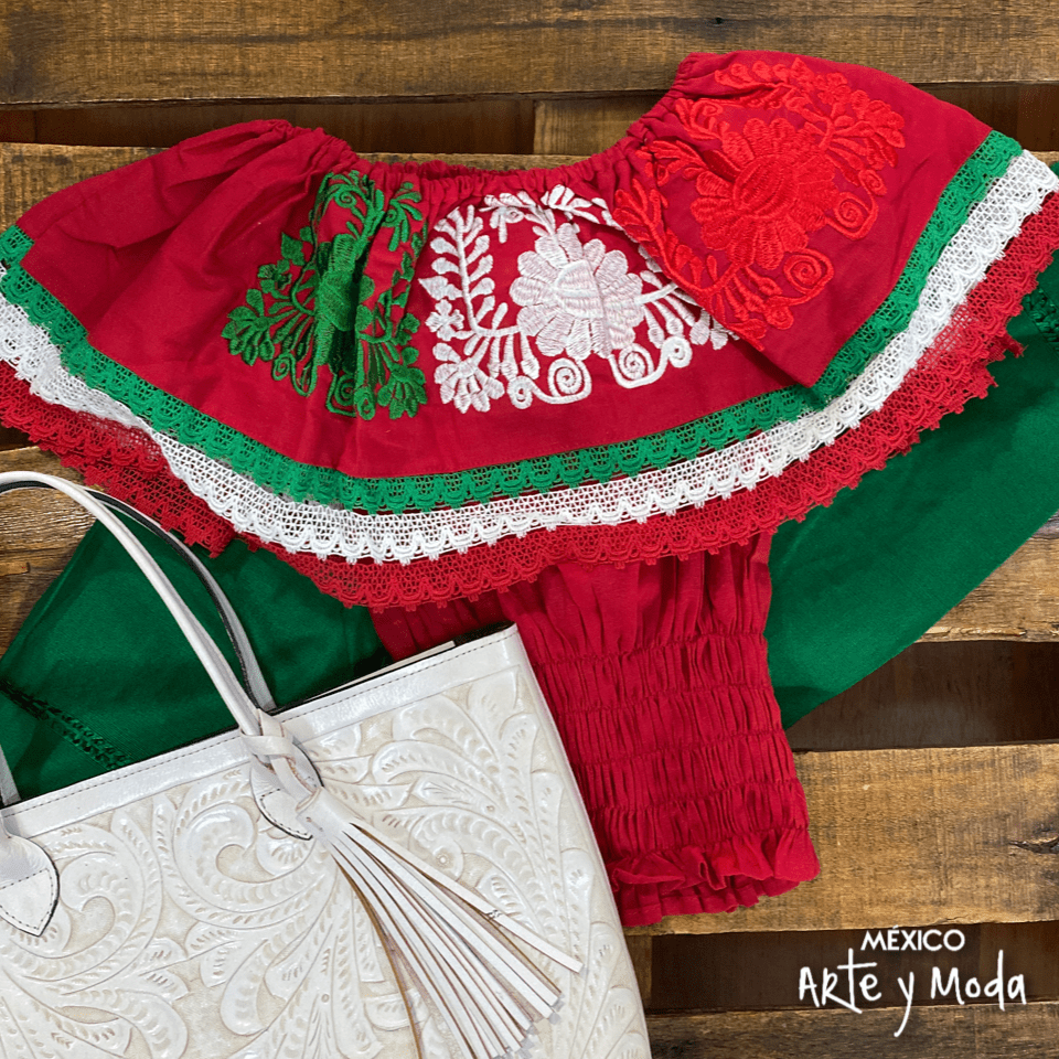 Blusa Corta Patria - MÉXICO ARTE Y MODA - Blusa Bordada