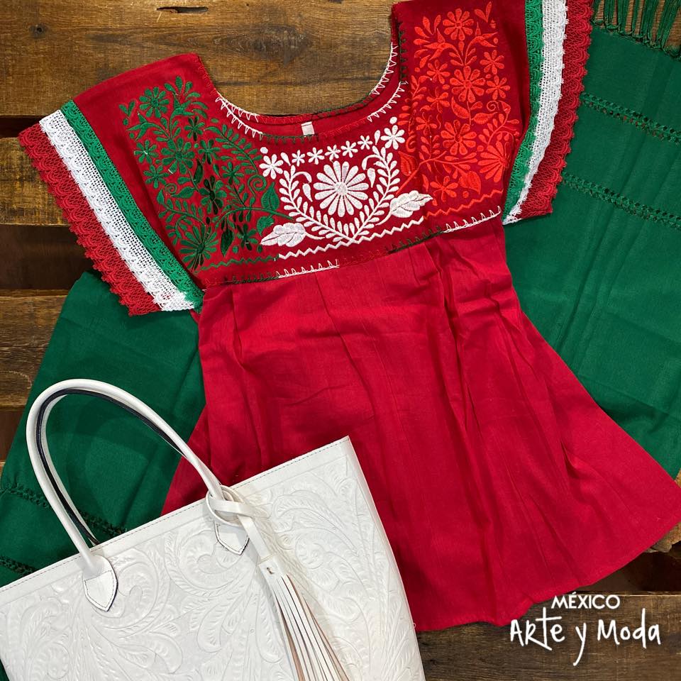 Blusa Tehuacan Patria - MÉXICO ARTE Y MODA - Blusa Bordada