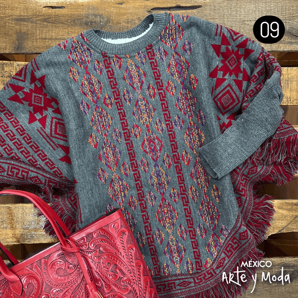 Capa de Punto Borreguillo - MÉXICO ARTE Y MODA - Capa Bordada