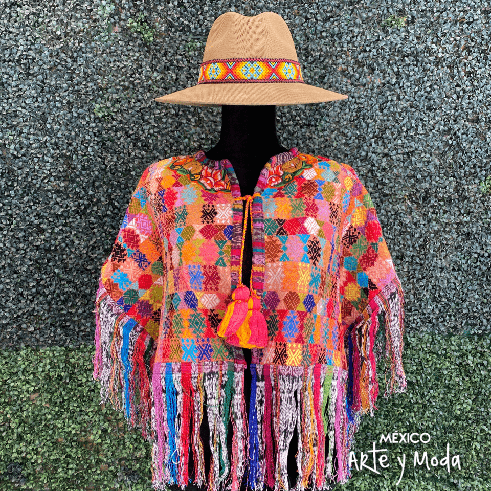 Capa Guate Antigua - MÉXICO ARTE Y MODA - Capa Bordada