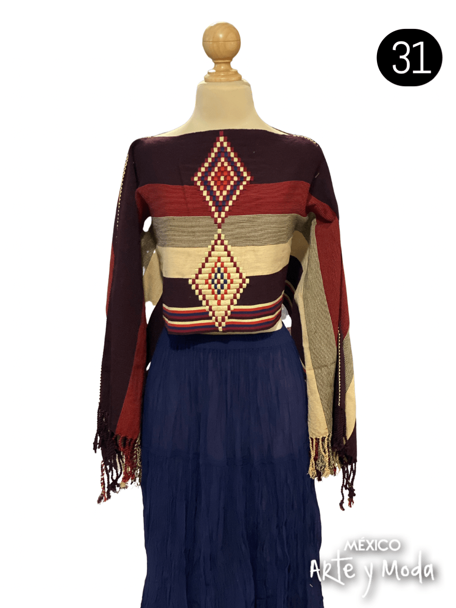 Capa Oxchuc - MÉXICO ARTE Y MODA - Capa Bordada