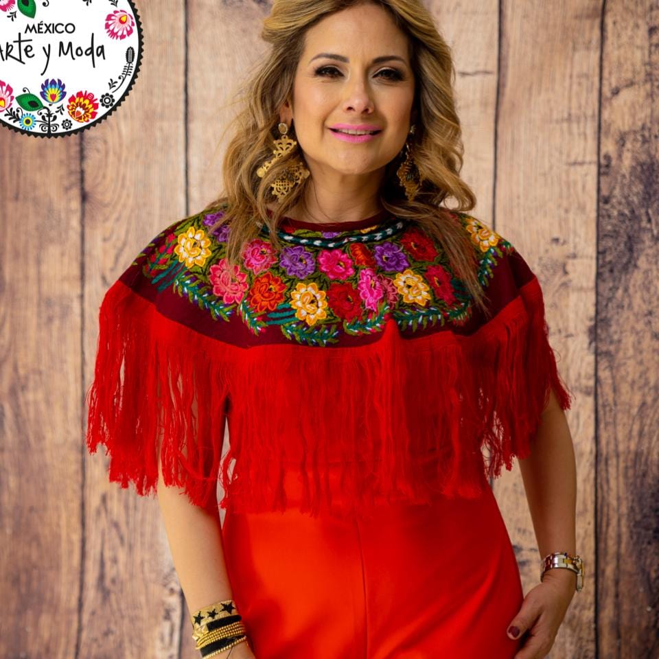Capa Sobre - Hombro Guate - MÉXICO ARTE Y MODA - Capa Bordada