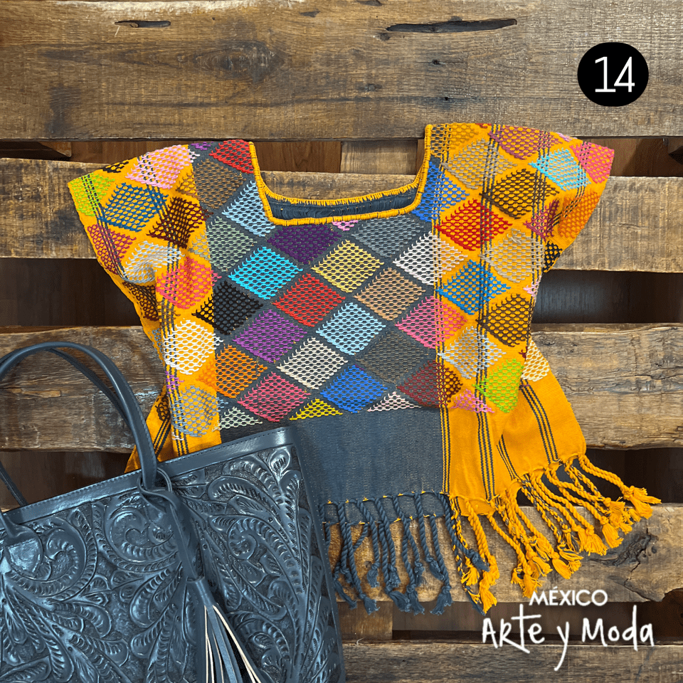 Crop Top Telar Rombos - MÉXICO ARTE Y MODA - Blusa Bordada