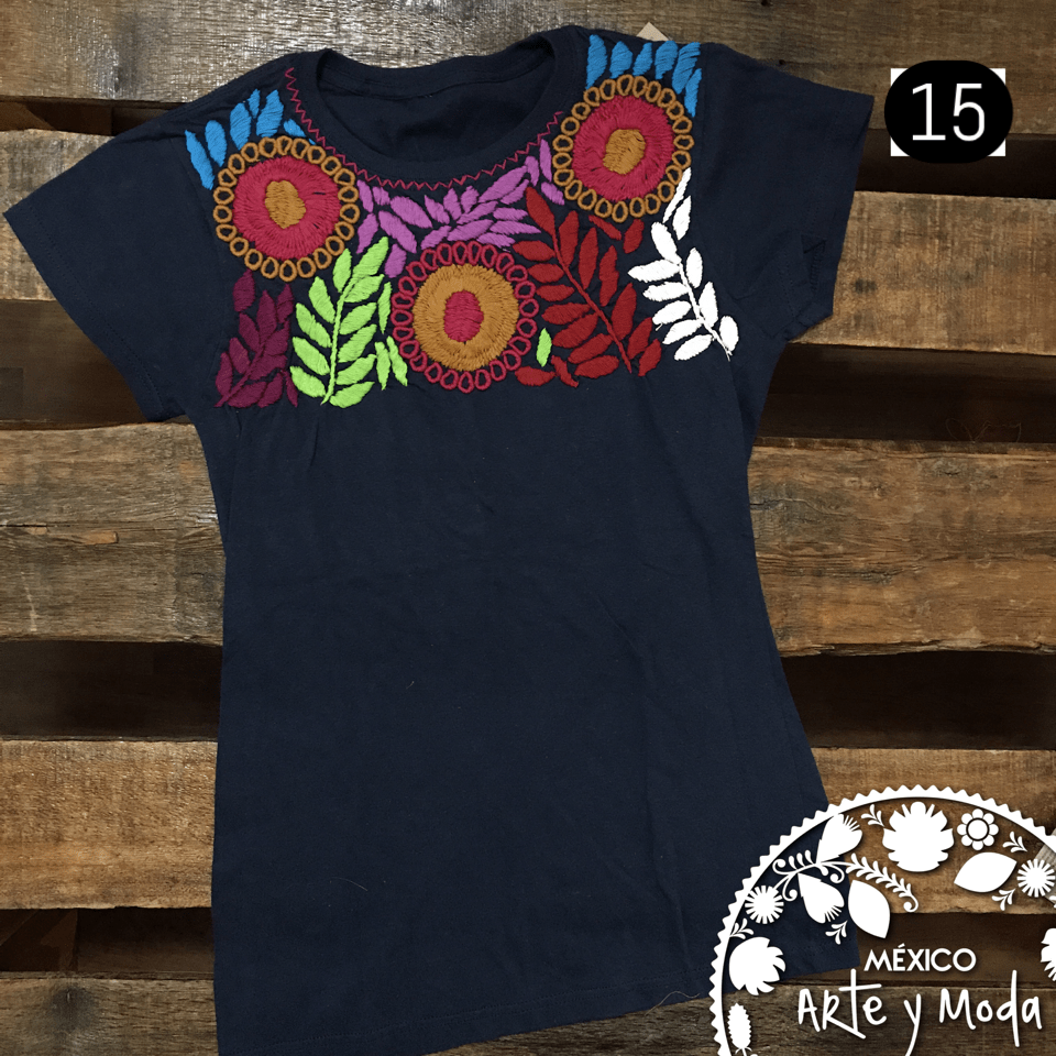 Playera Bordada a Mano - MÉXICO ARTE Y MODA - Playera Bordada
