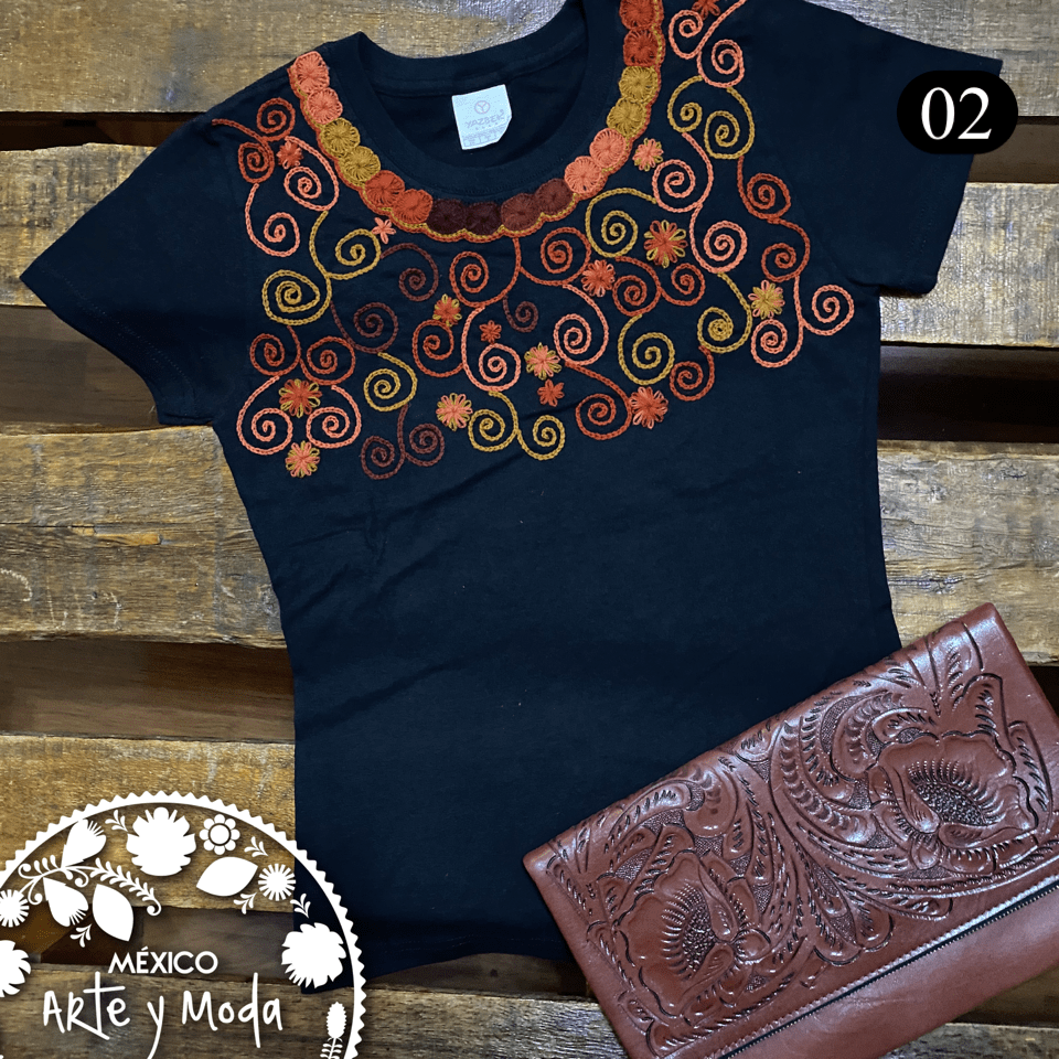 Playera Espirales - MÉXICO ARTE Y MODA - Playera Bordada