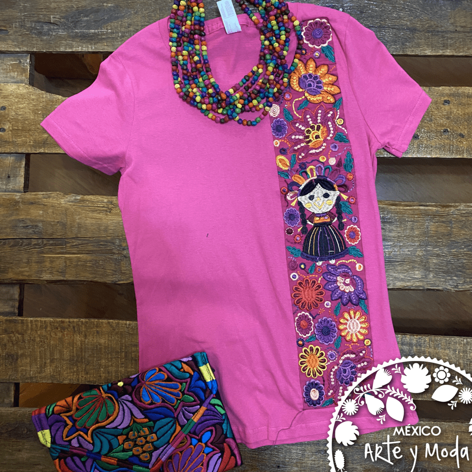 Playera Lelé - MÉXICO ARTE Y MODA - Playera Bordada