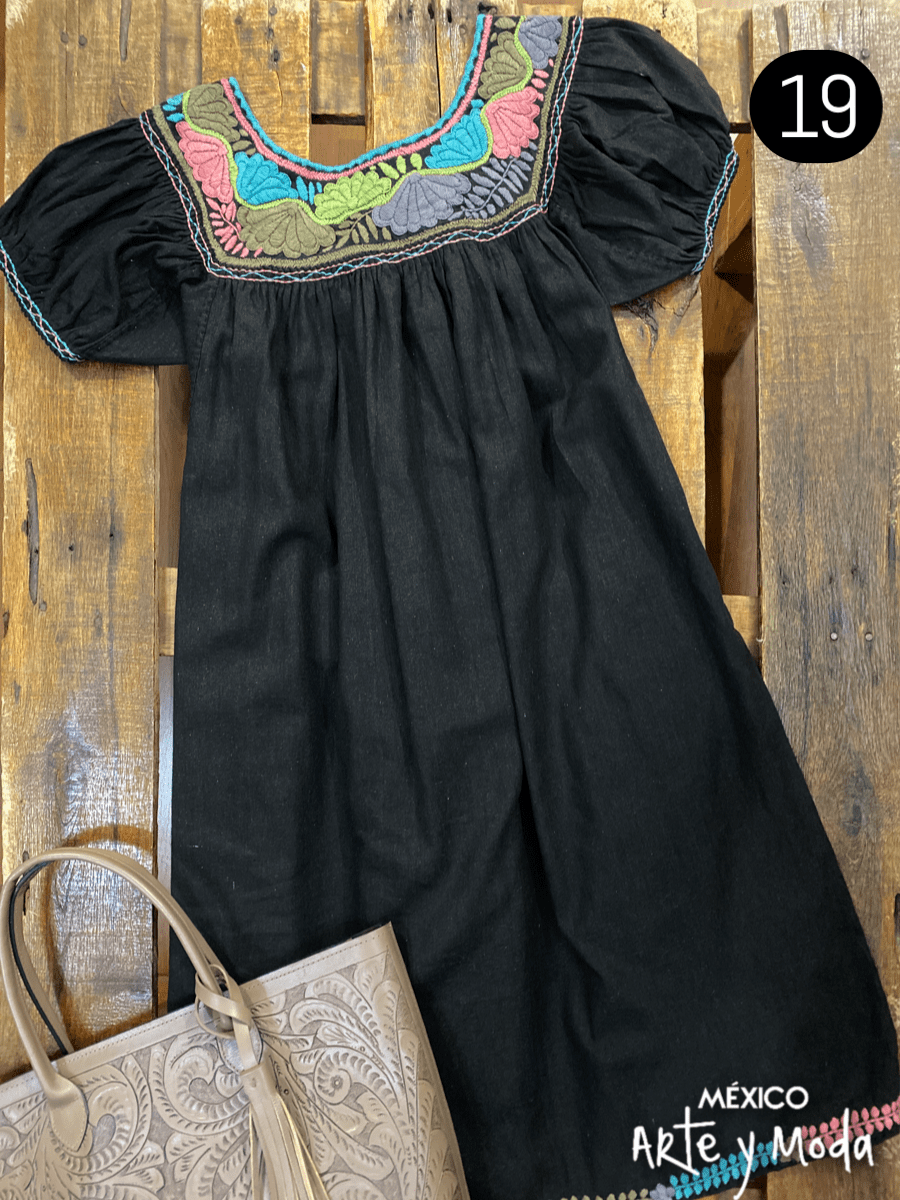 Vestido Aguacatenango Lino - MÉXICO ARTE Y MODA - Vestido Bordado
