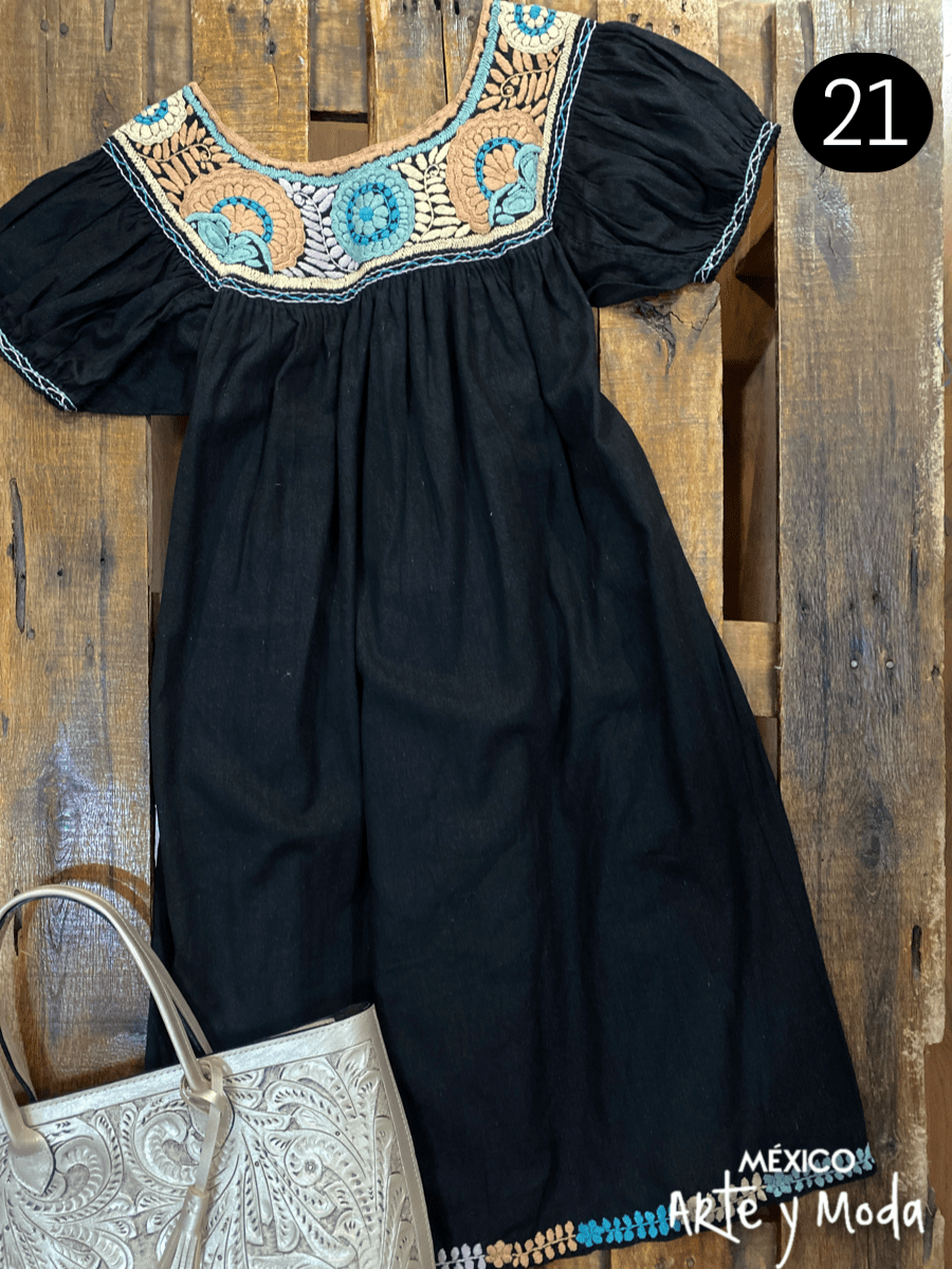 Vestido Aguacatenango Lino - MÉXICO ARTE Y MODA - Vestido Bordado