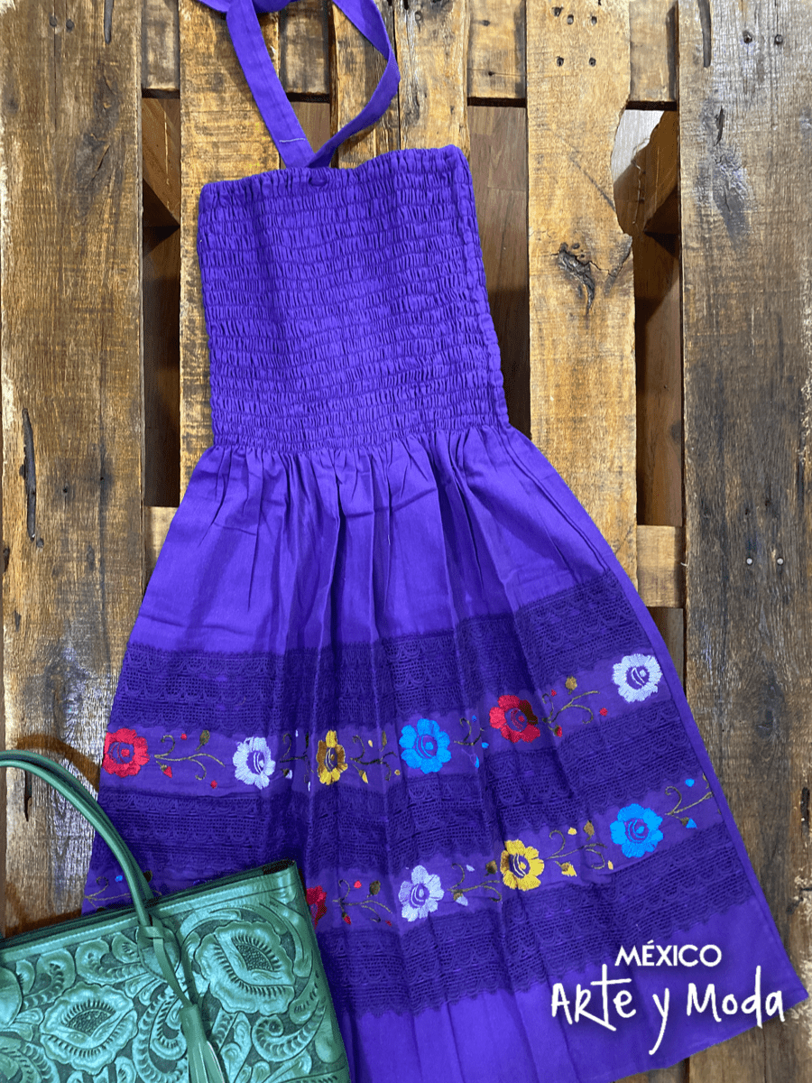 Vestido Campana Halter - MÉXICO ARTE Y MODA - Vestido Bordado