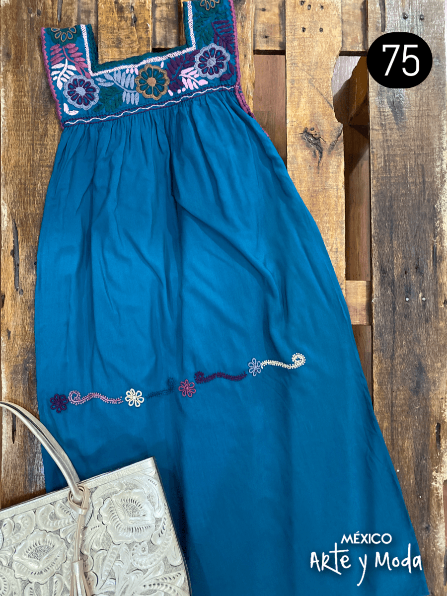 Vestido Rococo Rayon - MÉXICO ARTE Y MODA - Vestido Bordado