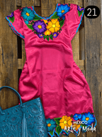 Vestido Zinac Satín - MÉXICO ARTE Y MODA - Vestido Bordado