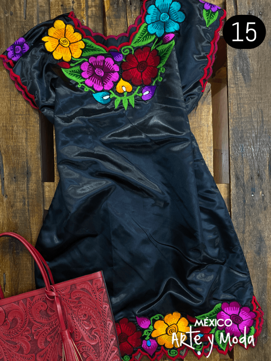 Vestido Zinac Satín - MÉXICO ARTE Y MODA - Vestido Bordado